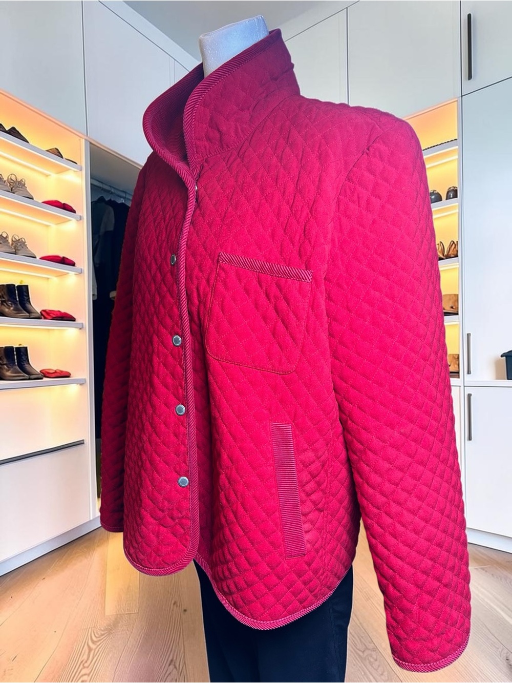 Talbots Petites Red Quilted
Jacket LP - Picture 3 of 15